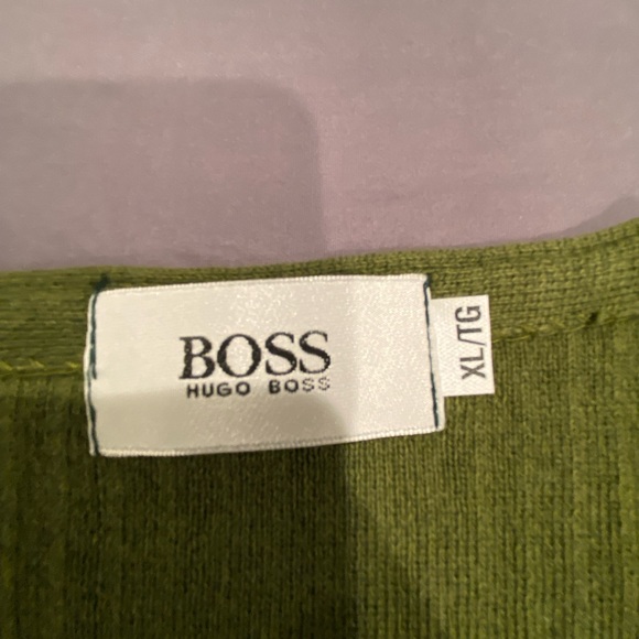 Hugo boss sweater vest - Picture 2 of 7